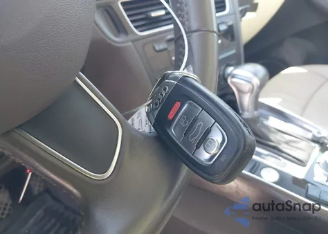 2016 Audi Q5 2.0T Premium z USA, uszkodzony, nr VIN WA1L2AFPXGA087356